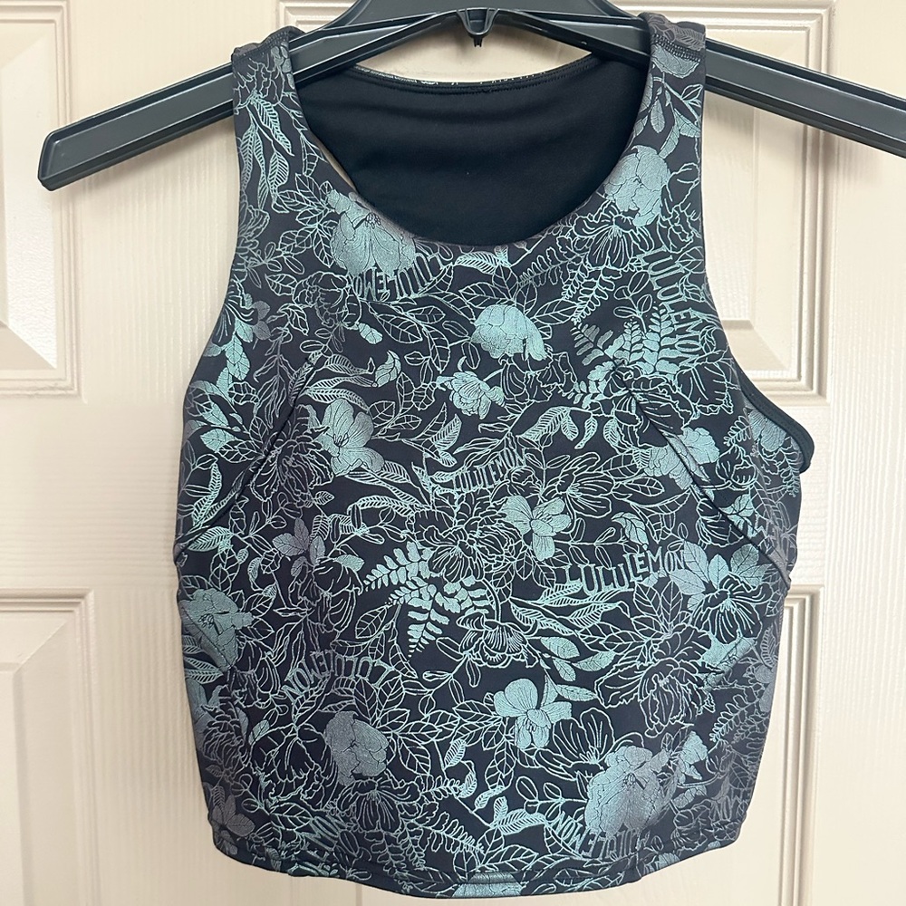 lululemon athletica Black and Teal Floral Crop Top